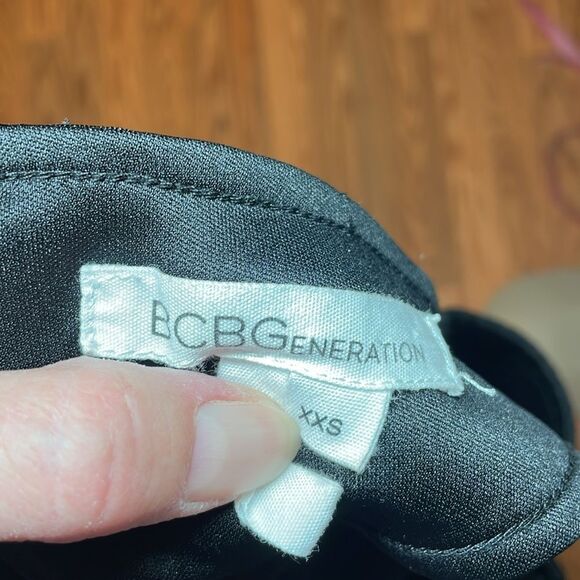 BCBGeneration Black Textured Assymetrical Dress, XXS - Picture 4 of 6